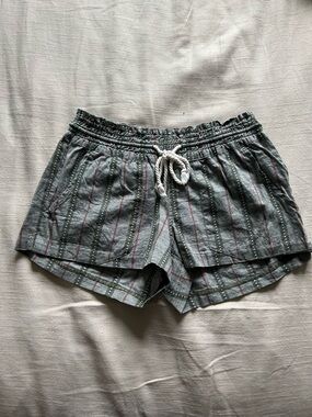 Roxy Women's Gray Striped Drawstring Athletic Shorts